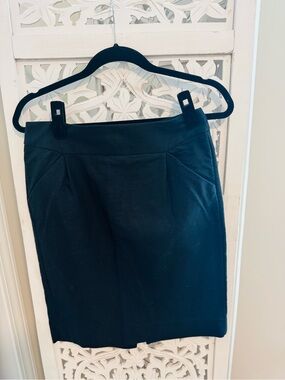 EUC J Crew Classic Black Pencil Skirt